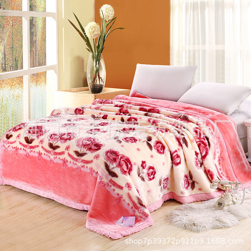 Raschel Blanket Double Thick Double Warm Coral Single Bed Blanket Floral Sustainable Rectangular for Winter Woven 100% Polyester