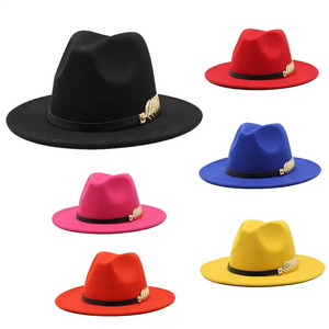 Wholesale Vintage British Style Lady Wide Flat Brim Jazz Cap With Chain Felt Classic Simple Top Elegant Woolen Fedora Men Hat