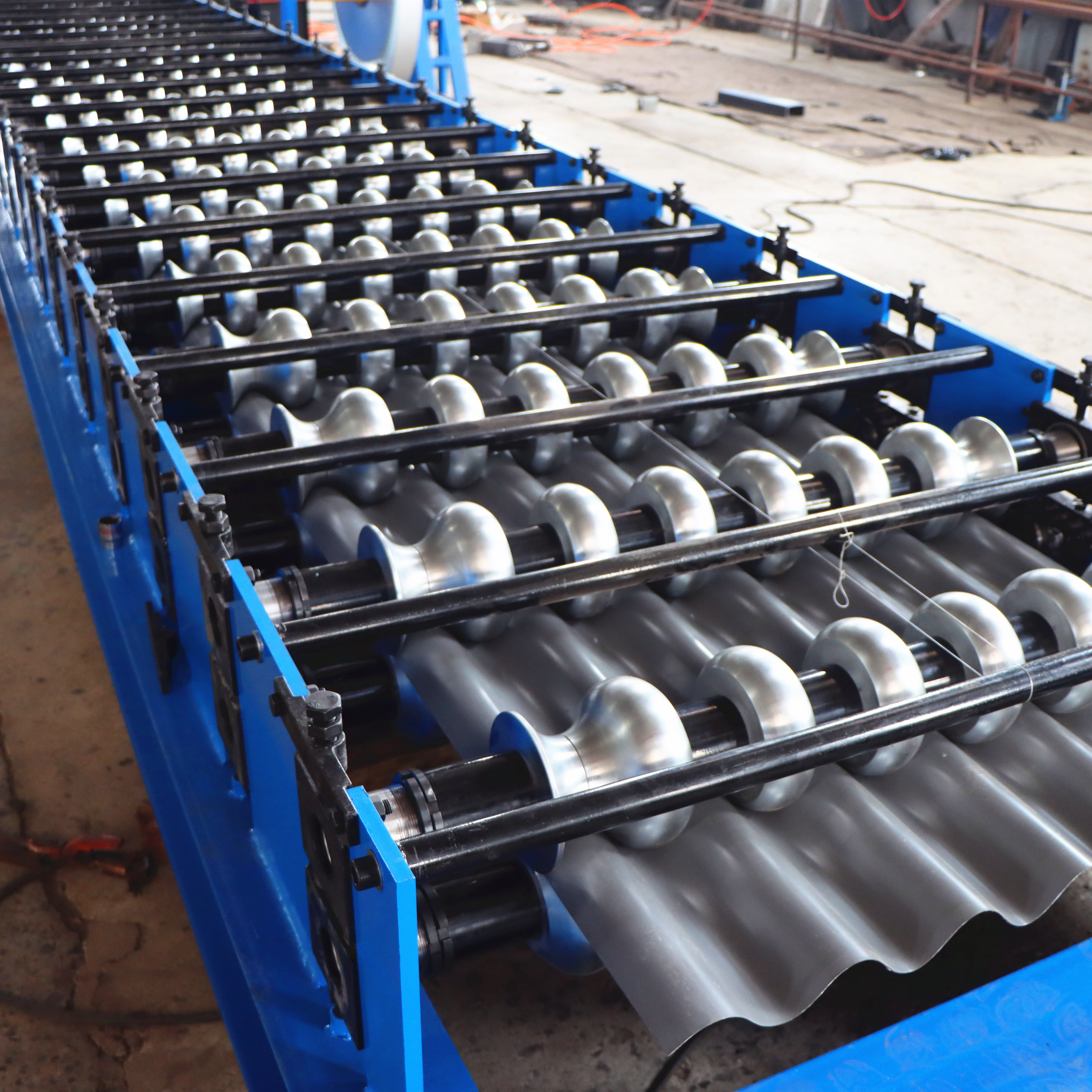 Corrugated Iron Sheet Roofing Tile Making Roll Forming Machine Zinc Roofing Sheet Making Machine