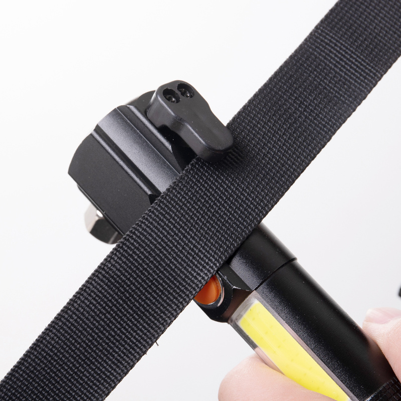 car safety hammer flashlight USB charging outdoor emergency survival equipment emergency work light with magnet cut rope design