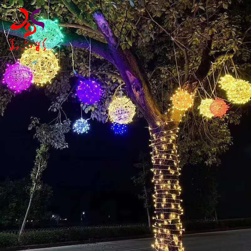 Huayicai Sphere Mall Giant Lighted Acrylic Outdoor Or Indoor Decoration Led Christmas Waterproof 3D Small Ball Motif Light