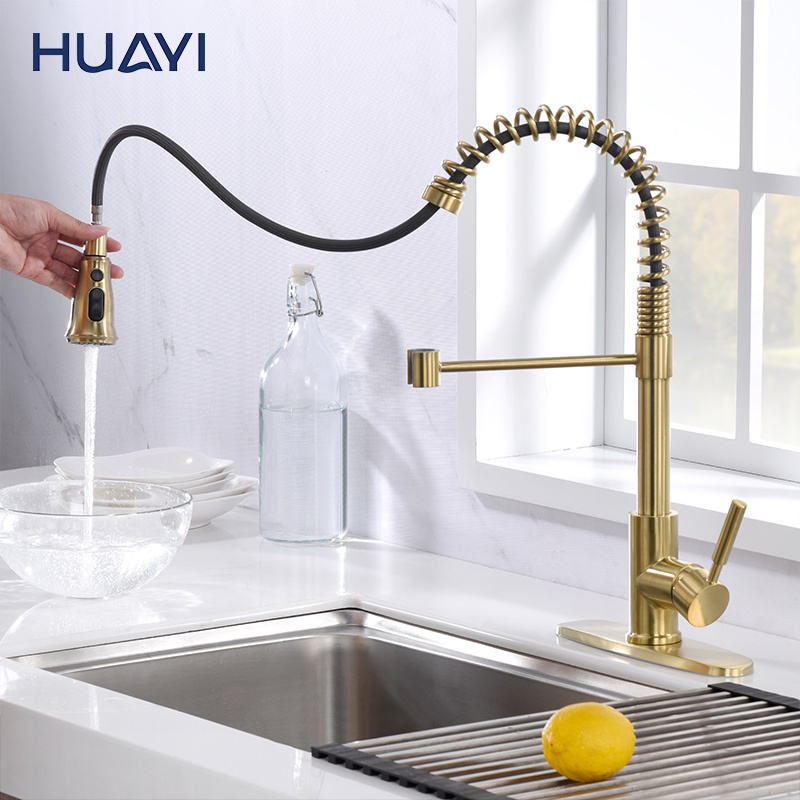 Huayi Luxury Kitchen Tap Sink Mixer Brushed Gold Kitchen Faucet with Pull Down Sprayer