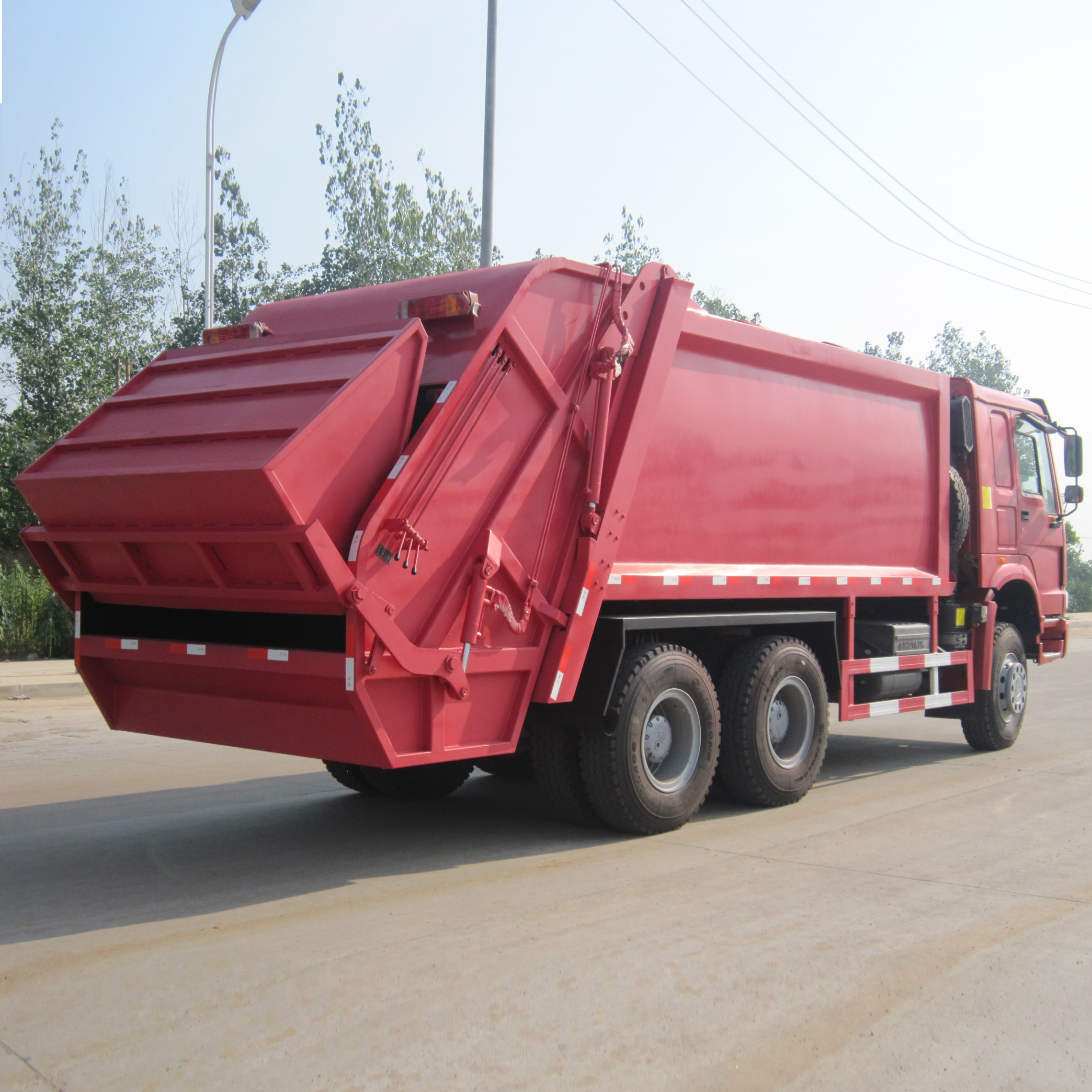 HOWO 16cbm 10 wheels heavy duty diesel type hydraulic compressing garbage compactor truck price from China factory