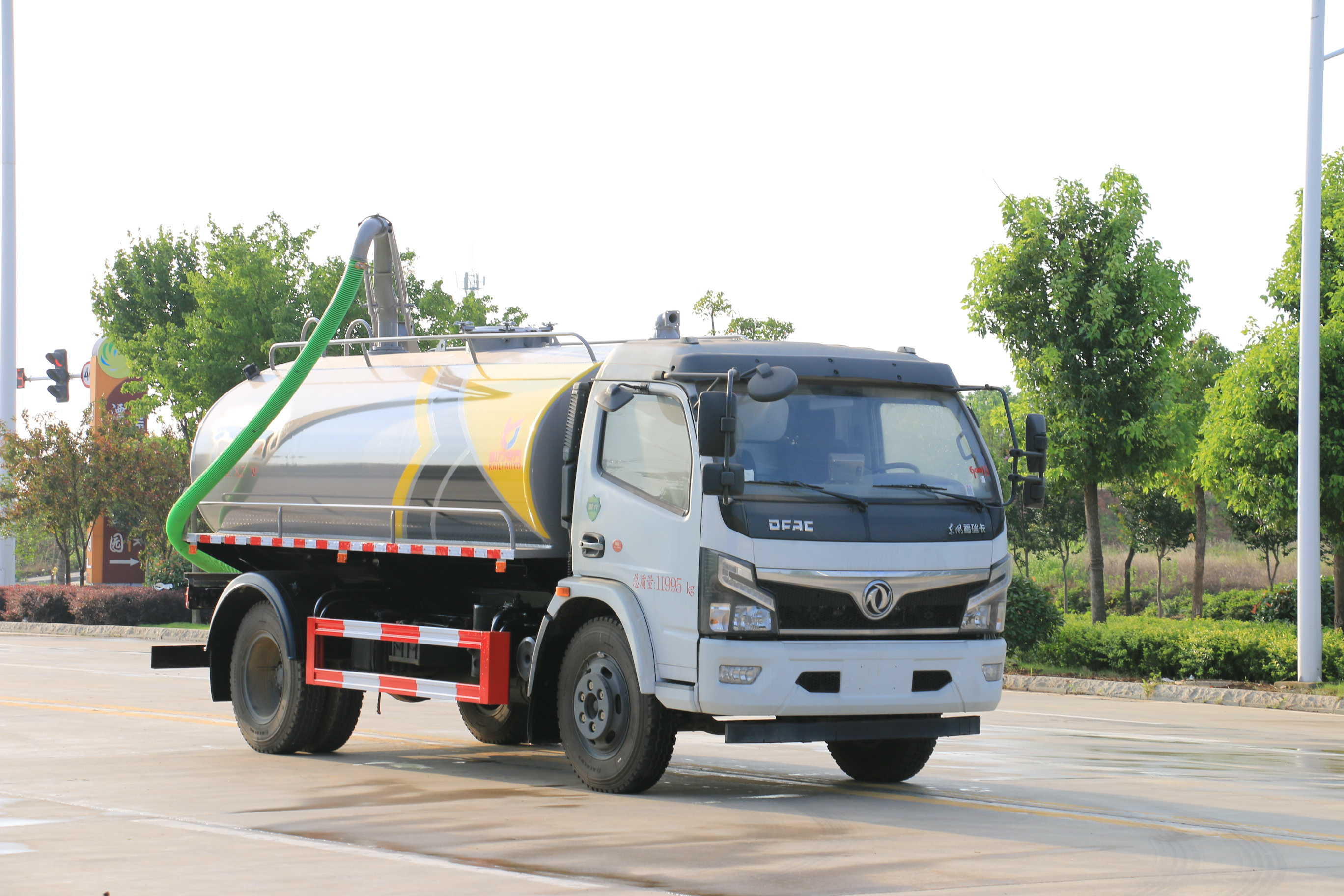 5000L Septic Fecal High Pressure Vacuum Sewage Suction Tank Trucks With Jurop Vacuum Pump