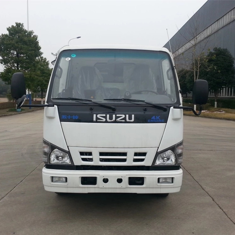 4*2 Vacuum Road Sweeper Truck Street Cleaning Vehicle with I-SUZ-U truck