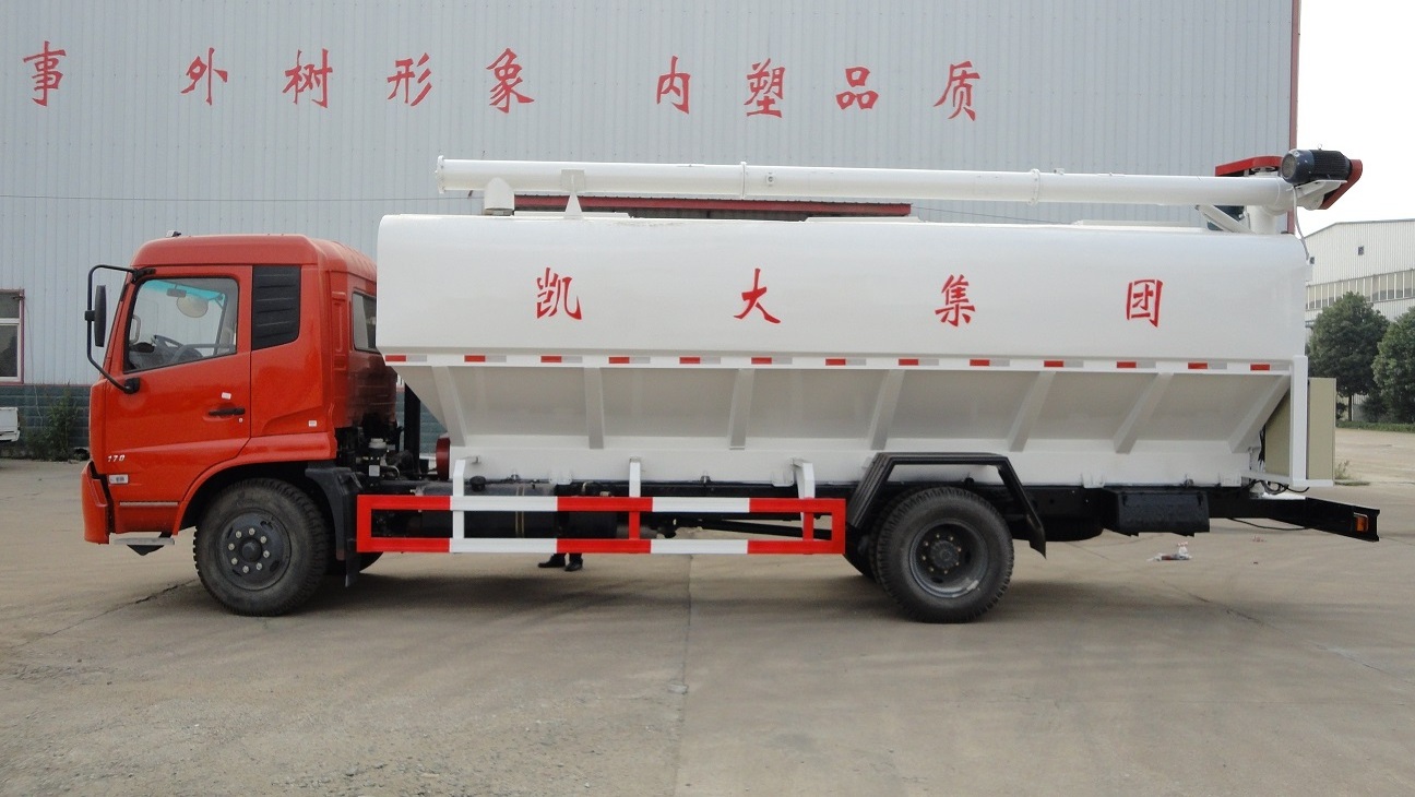 hydraulic grain auger feed grain transport truck for poultry bulk feed animals feeding delivery trucks