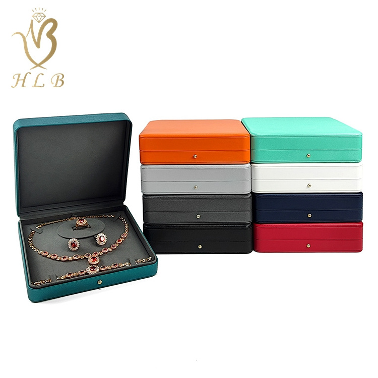 New Full set jewelry packaging box ring earrings bracelet necklace box with custom logo leatherette