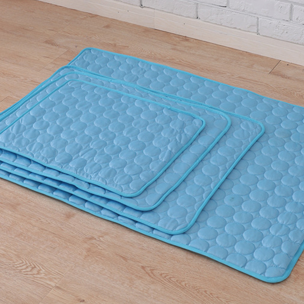 Summer cooling pet mats & pads durable puppy blankets waterproof washable sofa breathable pet dog bed.