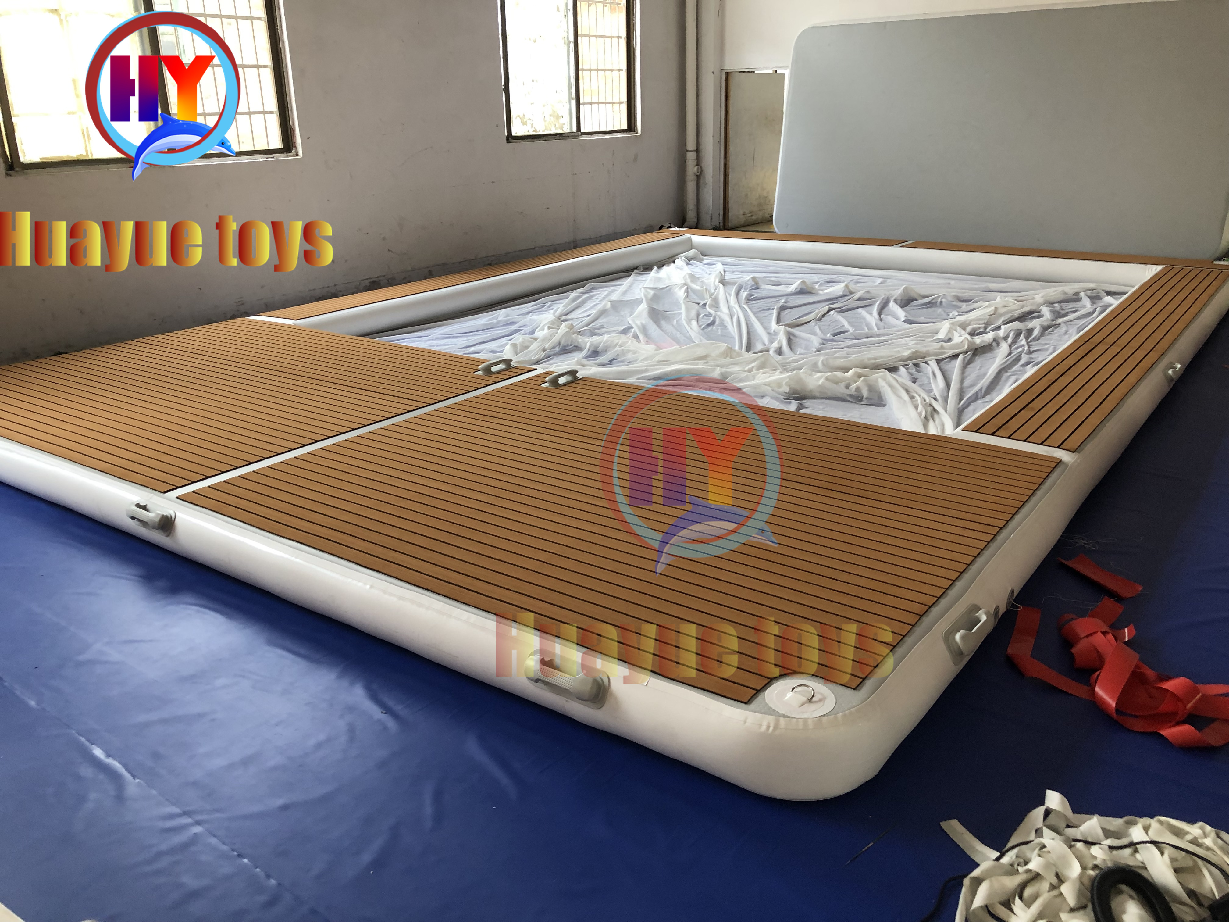 customized Inflatable Yacht Swimming ocean Pool With Net