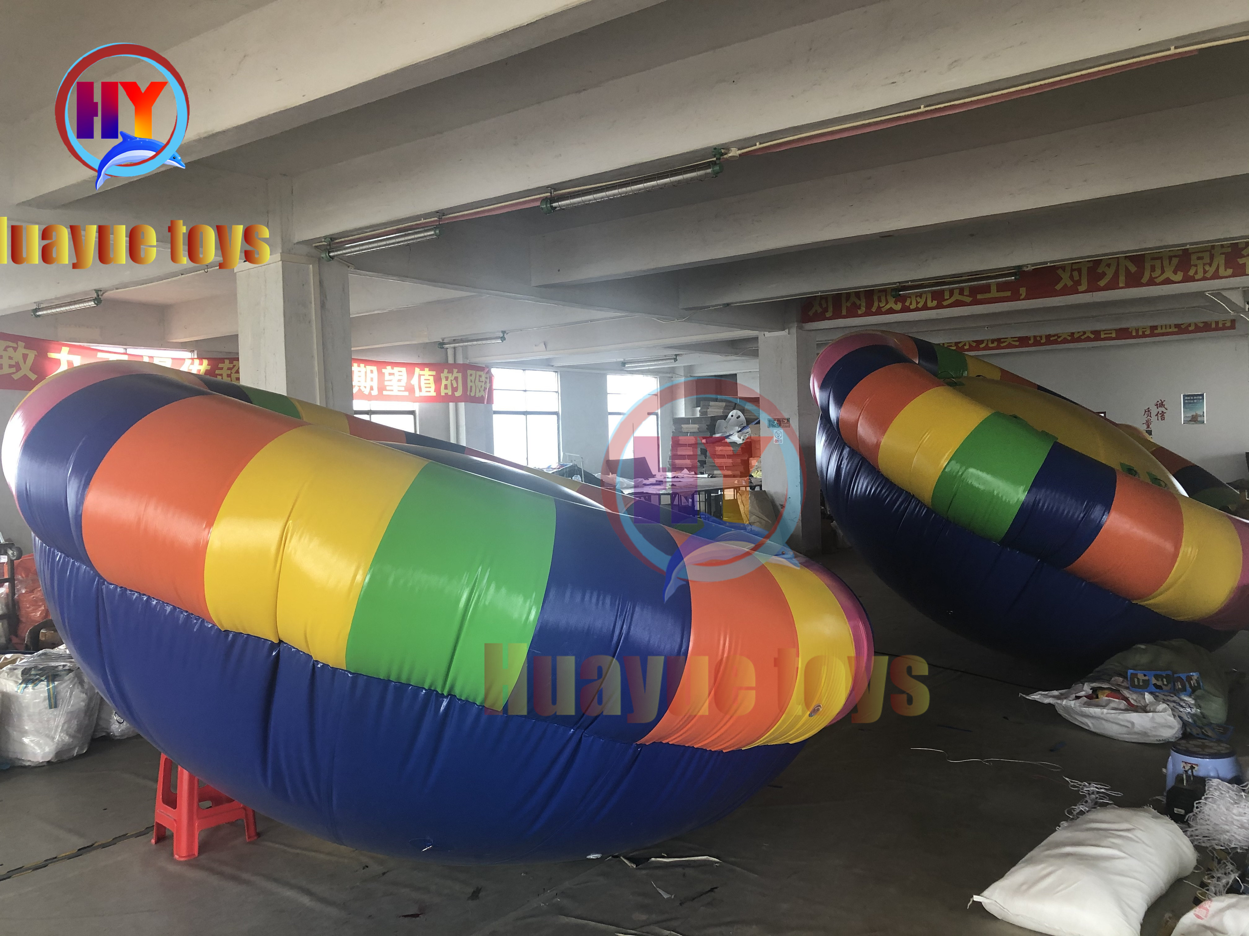 Inflatable Spinning UFO Towable Tube For Water Entertainment banana boat Inflatable Water Rotating disco towable boat