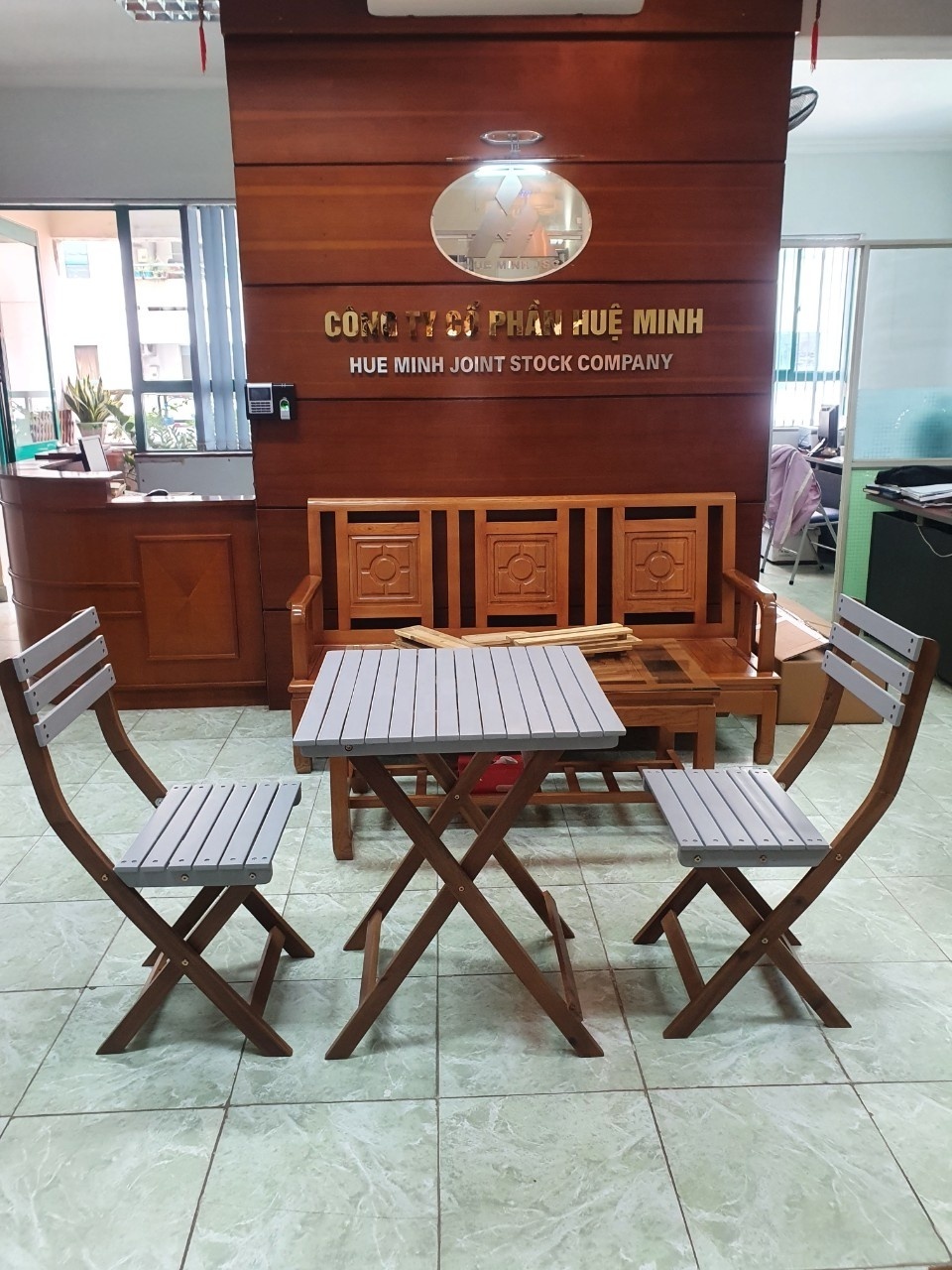 New arrival 30 Mar 24 High quality Vietnamese acacia wood Bistro Table set Chair Set for outdoor garden furniture