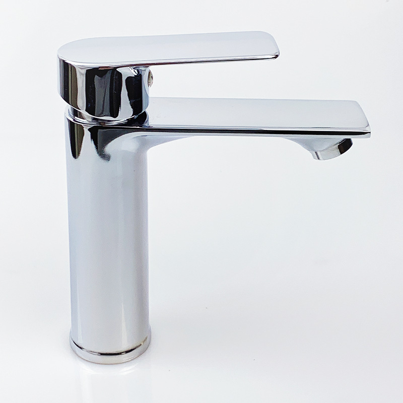 New Basin Tap Single Handle Deck Mounted Factory Price Rotatable  Bathroom Tap Chrome Wash Basin Faucets