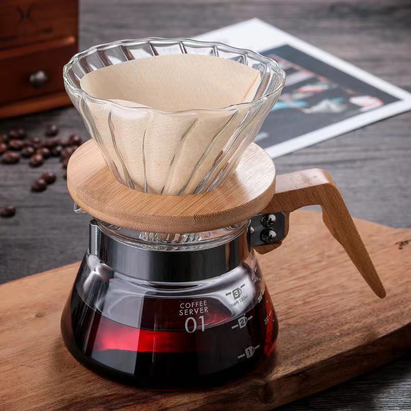 Hot selling wood handle tea glass pot borosilicate heat resistant glass coffee pot hand brewing coffee pot