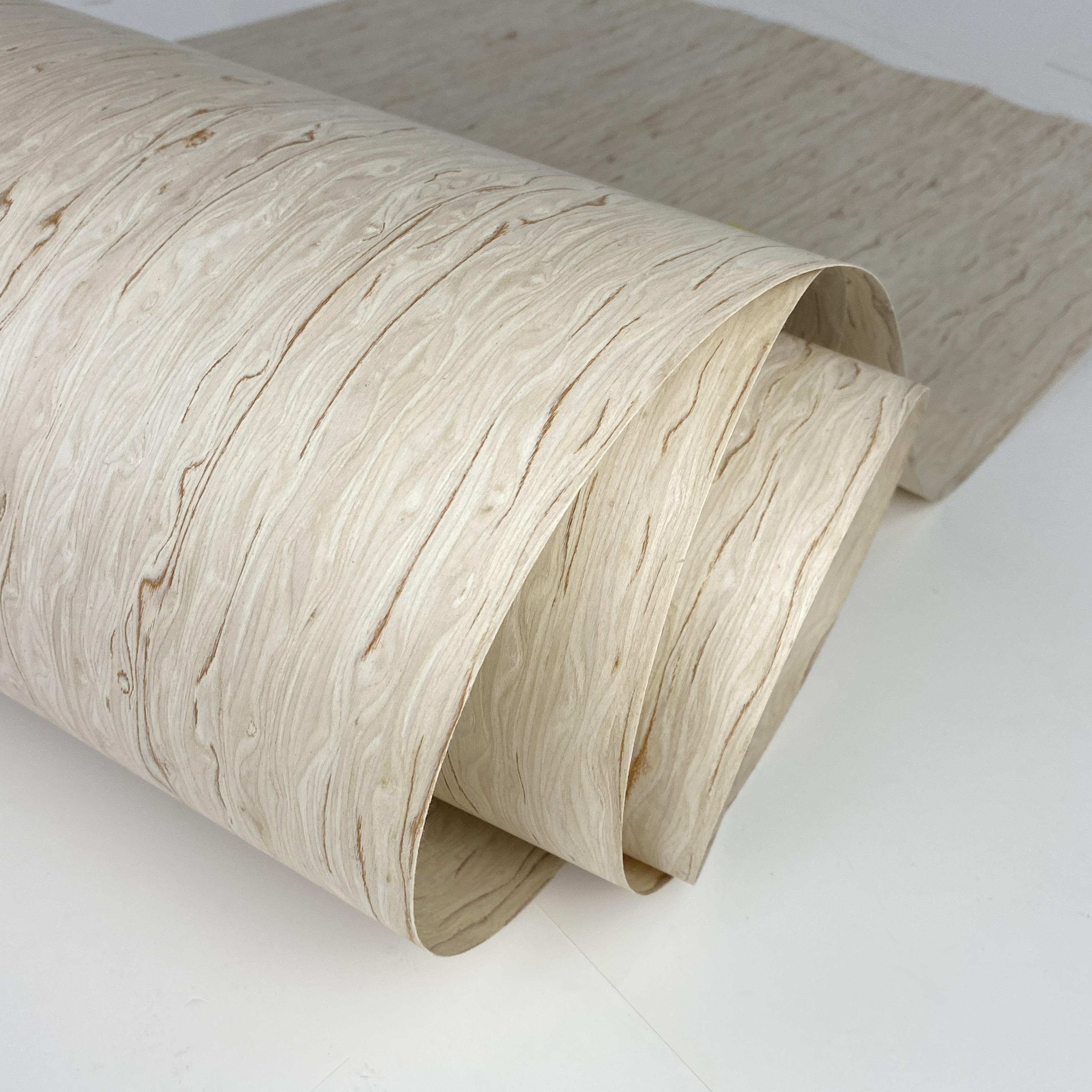 Factory price reconstituted wood veneer/recon veneer Birch Burl 640mm * 2500mm 0.45mm artificial engineered wood veneer