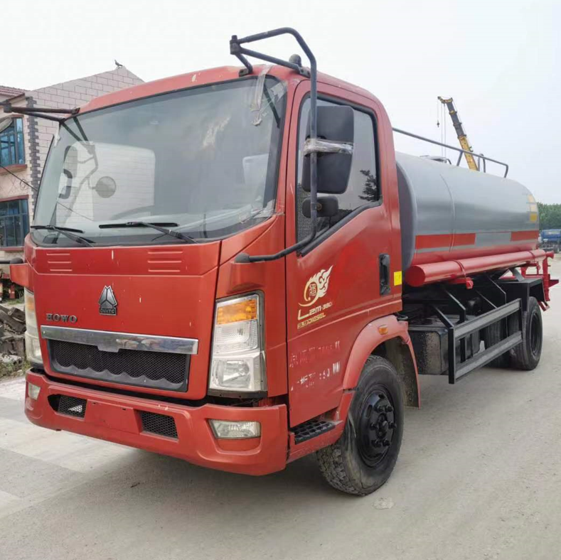 Water Bowser Tank Truck Sinotruk Howo Used Tanker 6500 Liters On Sale in Saudi Arabia