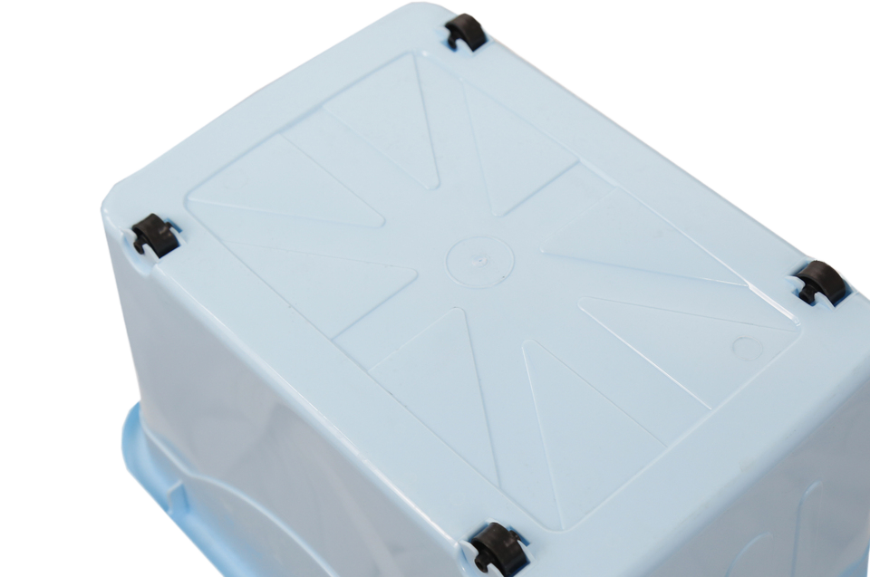 Plastic Crate with Wheels and Handle Clothing Decoration Storage Crate 60-140L Size