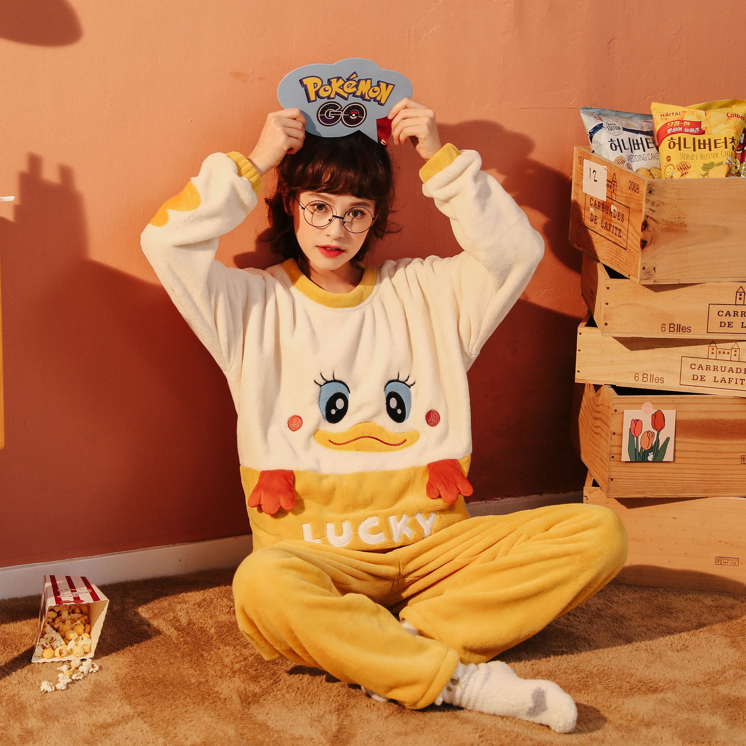 Winter Cartoon Duckling velvet Full Sleeve Round Neck Women Pajamas coral fleece sleepwear suit Cute