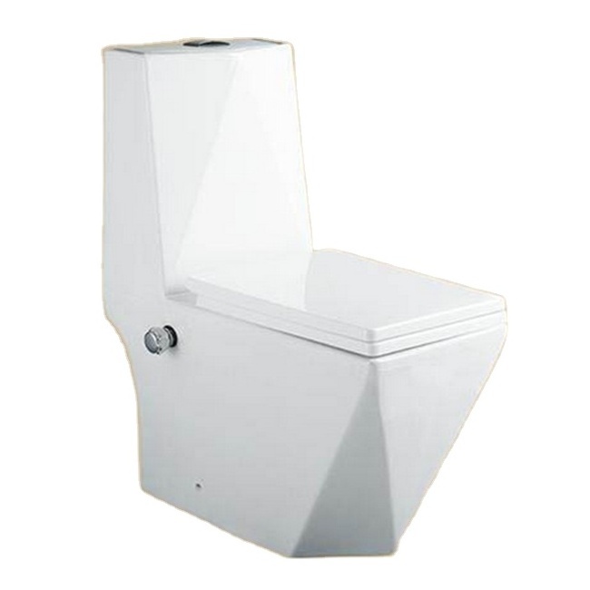 Ceramic diamond shape washdown toilet with built-in bidet