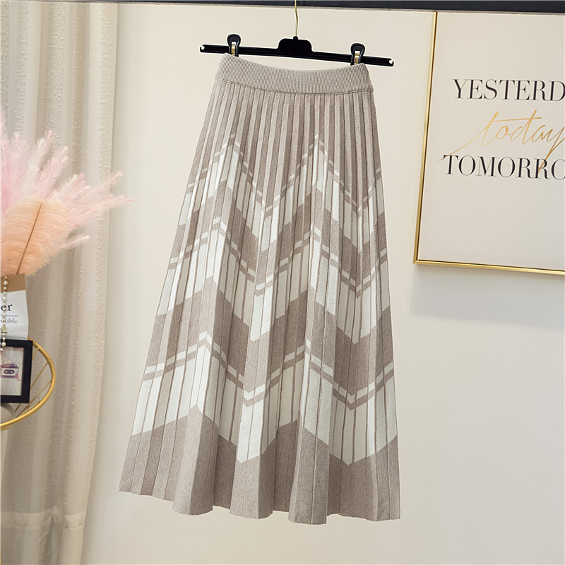 2022 new women's autumn and winter high waist pleated umbrella skirt mid-length stitching elastic knitted a-line long skirt