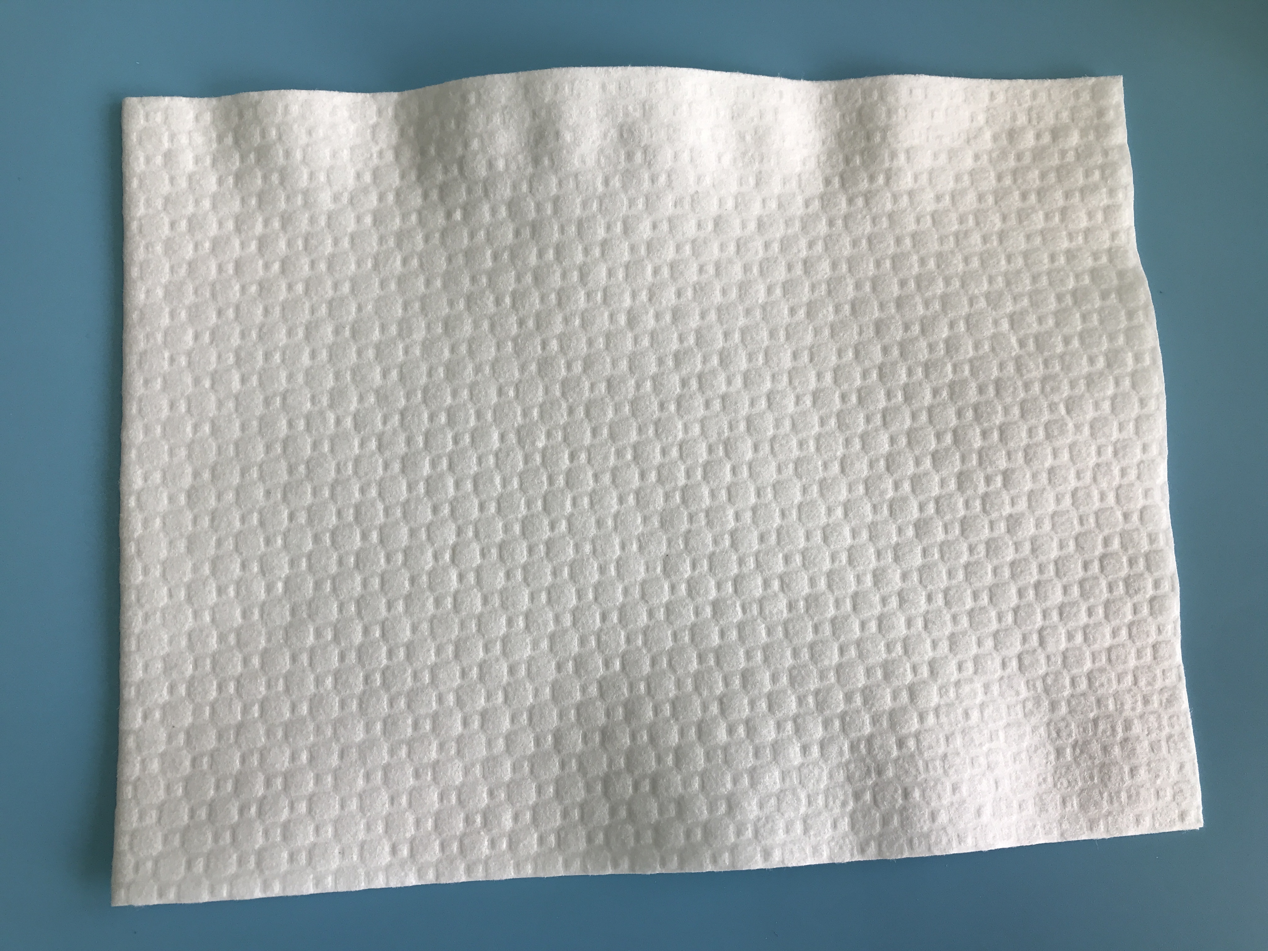 Disposable airlaid paper napkin hand towel