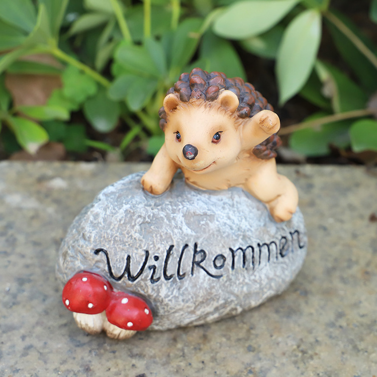 Hedgehog Outdoor Statue Garden Decoration Gift Welcome Sign Waterproof Resin Animal Sculpture Figurine Ornament