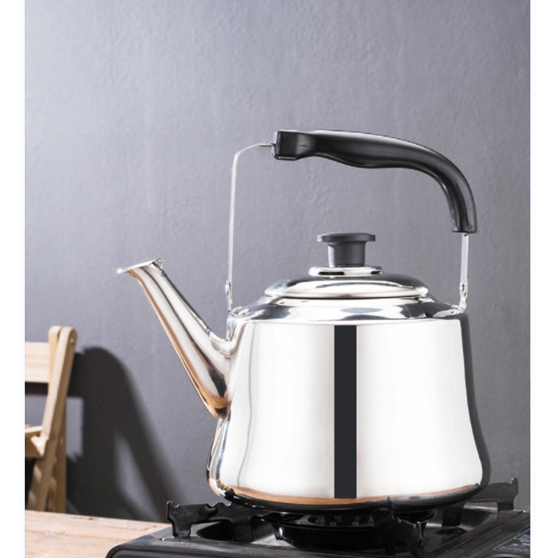 Classic old-fashioned  design Stainless Steel Water Whistling teapot Hot Water Kettle Tea Kettle with Strainer