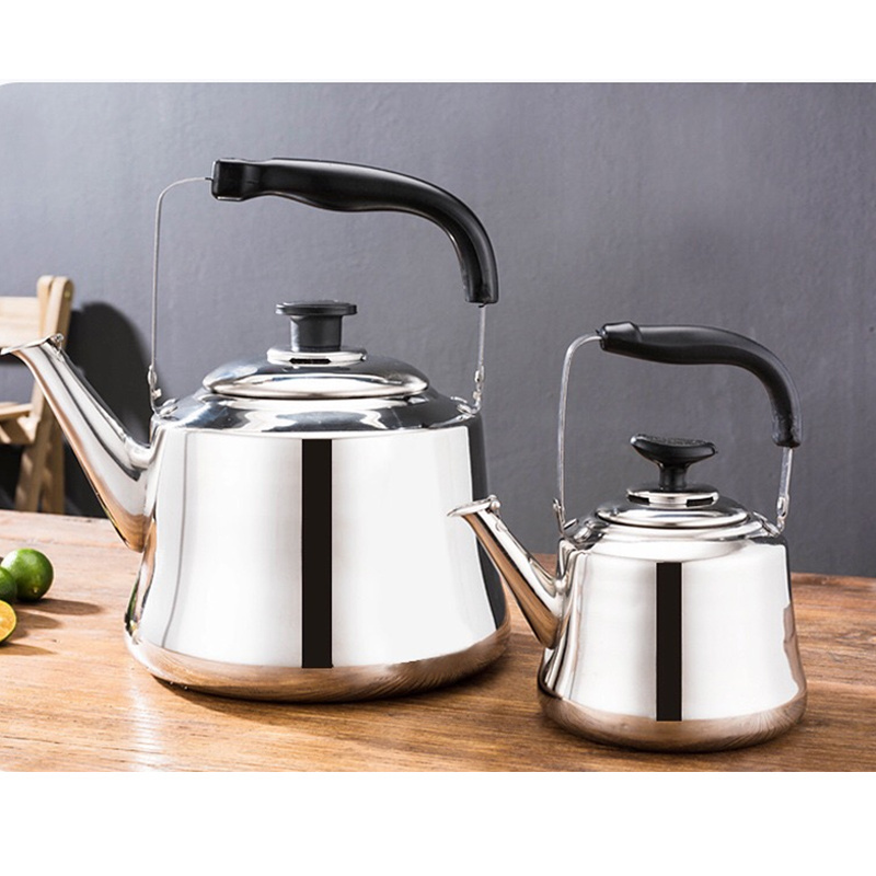 Classic old-fashioned  design Stainless Steel Water Whistling teapot Hot Water Kettle Tea Kettle with Strainer