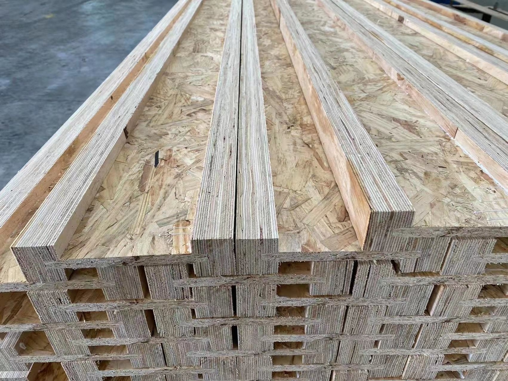 I Joist Beam Flooring I Joist 300mmx63mmx30mm/40mmx<11000mm Beam AS/NZS 4357