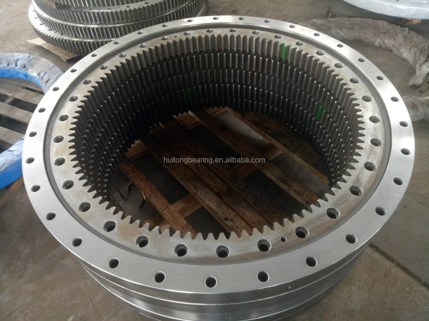 Excavator Slewing Bearing Lazy Susan Turntable Bearing Swing Bearing For Tadano Crane Spare Parts