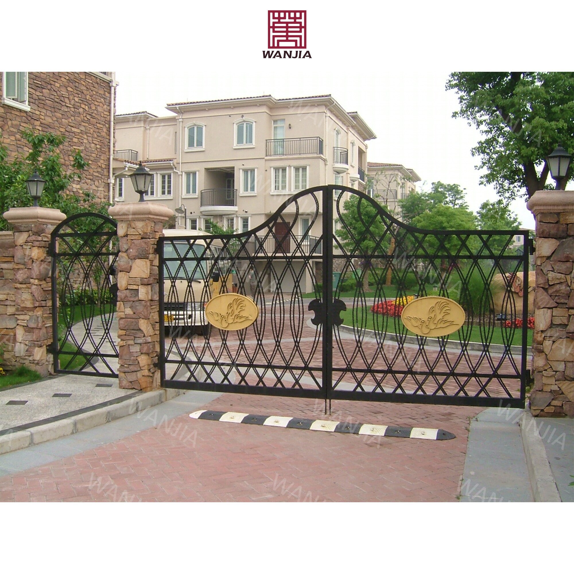 Metal gate driveway entry doors arches iron gate exterior door front entry doors wrought iron gate double iron gates