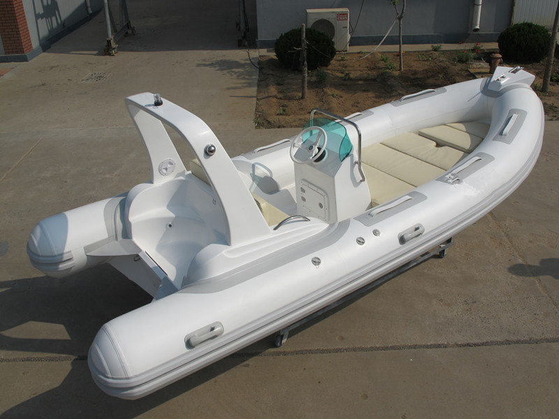 RIB520C  Factory Direct Sale Yacht 6 people Center Console Inflatable Fiberglass Boat Dinghy