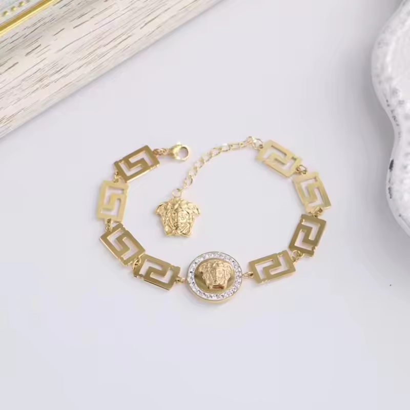 New Arrival Luxury 18K Gold Plated Designer Jewelry Famous Brands Stainless Steel Bracelet for Women