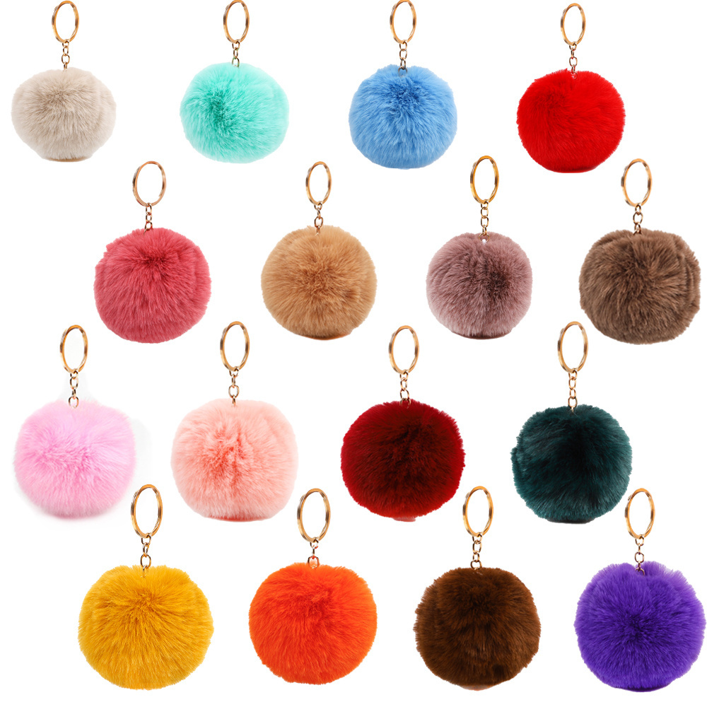 2022 hot sale cheap simple style fur ball  key rings  Fluffy cute  bulk 8cm faux fur pom pom keychain