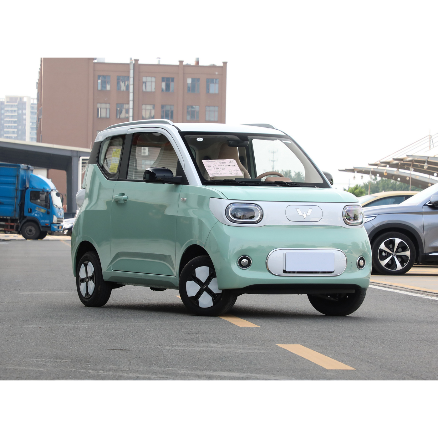 Cheap China 100 KM/H High Speed New Energy Vehicle WULING Hongguang MINIEV Mini Electric Car For Adults