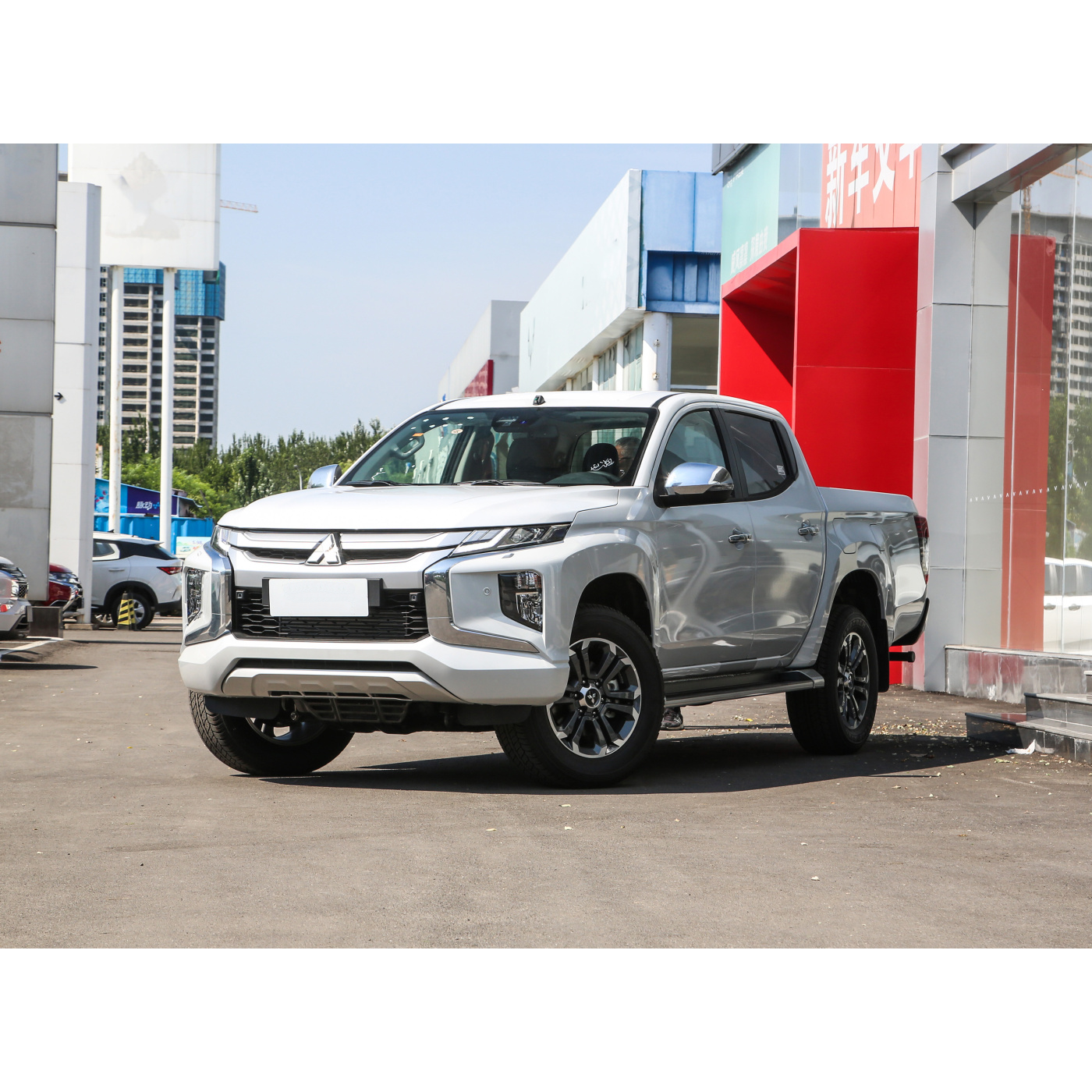 2023 Large Space Mitsubishi L200 Pickup For Sale In Stock Disesl Energy Mitsubishi L200 2.3T L4 5 Seats Pickup