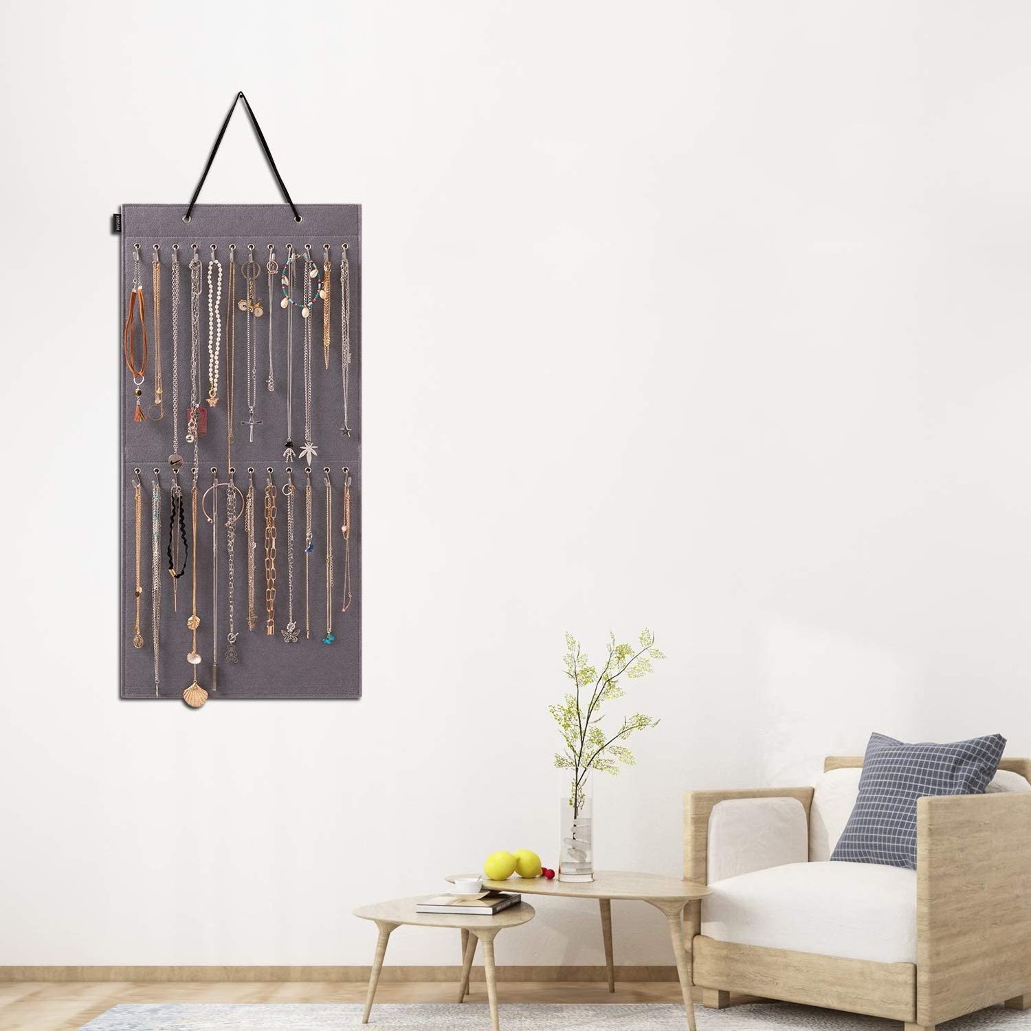 31.29 x 15.74 inch Wall Hanging Jewelry felt Organizer Storage with 24 Hook Wall Mounted Jewelry Display Hanging Chain