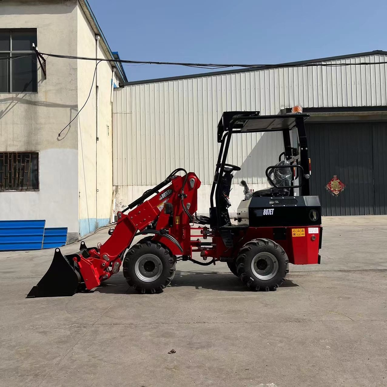 700KG Professional Factory Directly Supply 0.7Ton Mini Tires electric Wheel Loader with CE EPA