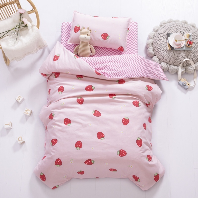 Kindergarten Cartoon Printed Cute Cotton Quilt Cover Cushion Cover Pillowcase, Children'S Simple Pink Strawberry Bedding Set