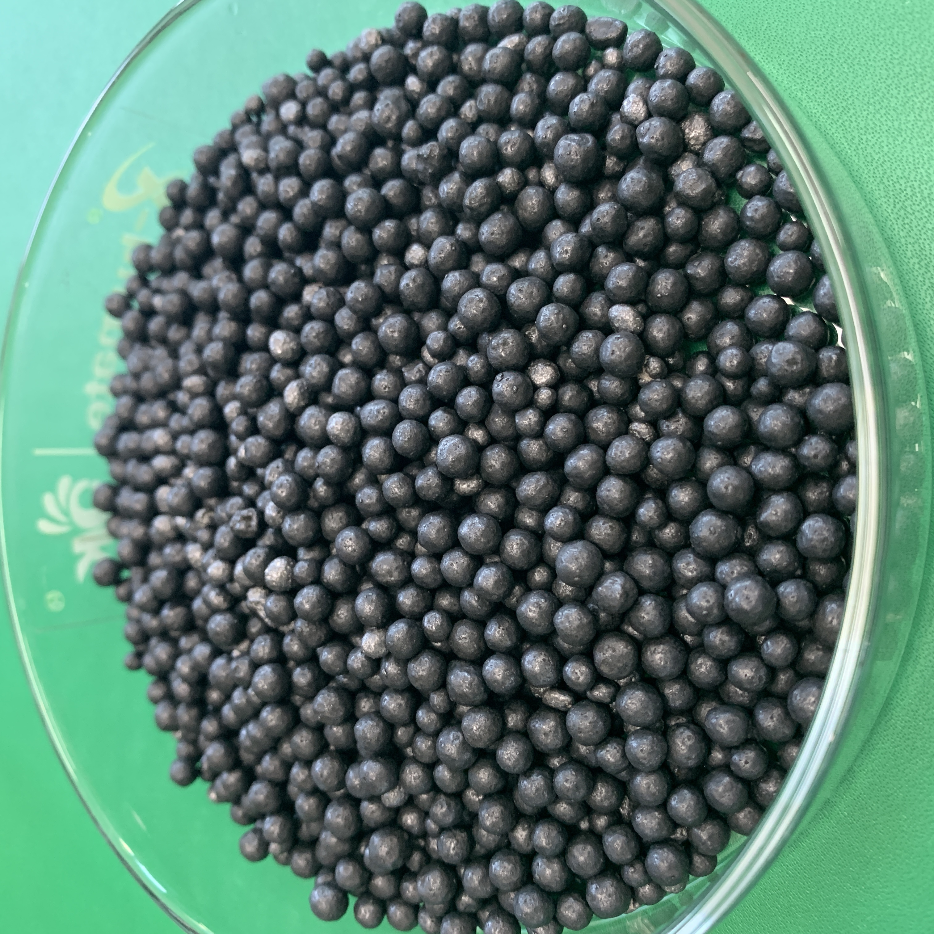 X-humate Shiny ball high Organic matter NPK amino acid humic acid ball fertilizer