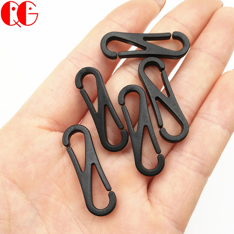 Factory Wholesale Black  Dual Hooks Small safety strap  Key chain Clip Bag Accessory Clasps Mini S Shaped Plastic Snap Hook