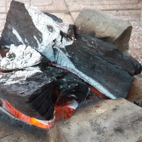 {HOT - DEAL} - EUCALYPTUS CHARCOAL/ HARD WOOD CHARCOAL FROM EUCALYPTUS TREES/ HIGH QUALITY