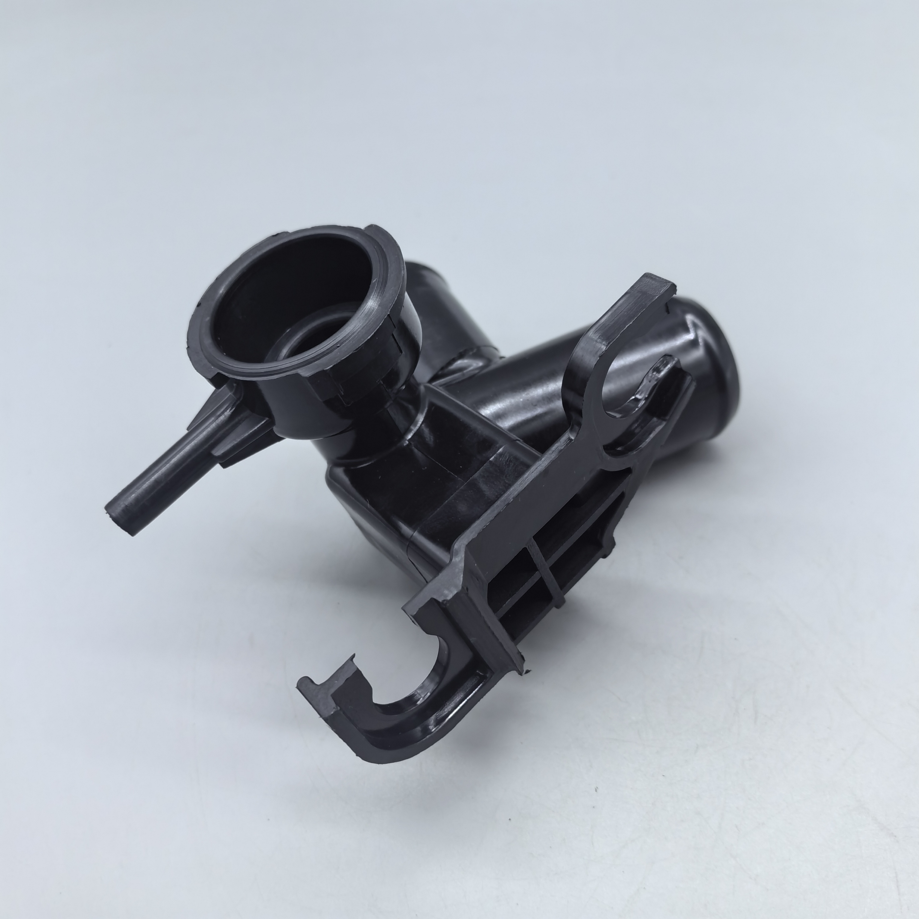 Engine coolant radiator filler neck 25329-3X600 is suitable for various modern and other vehicle models