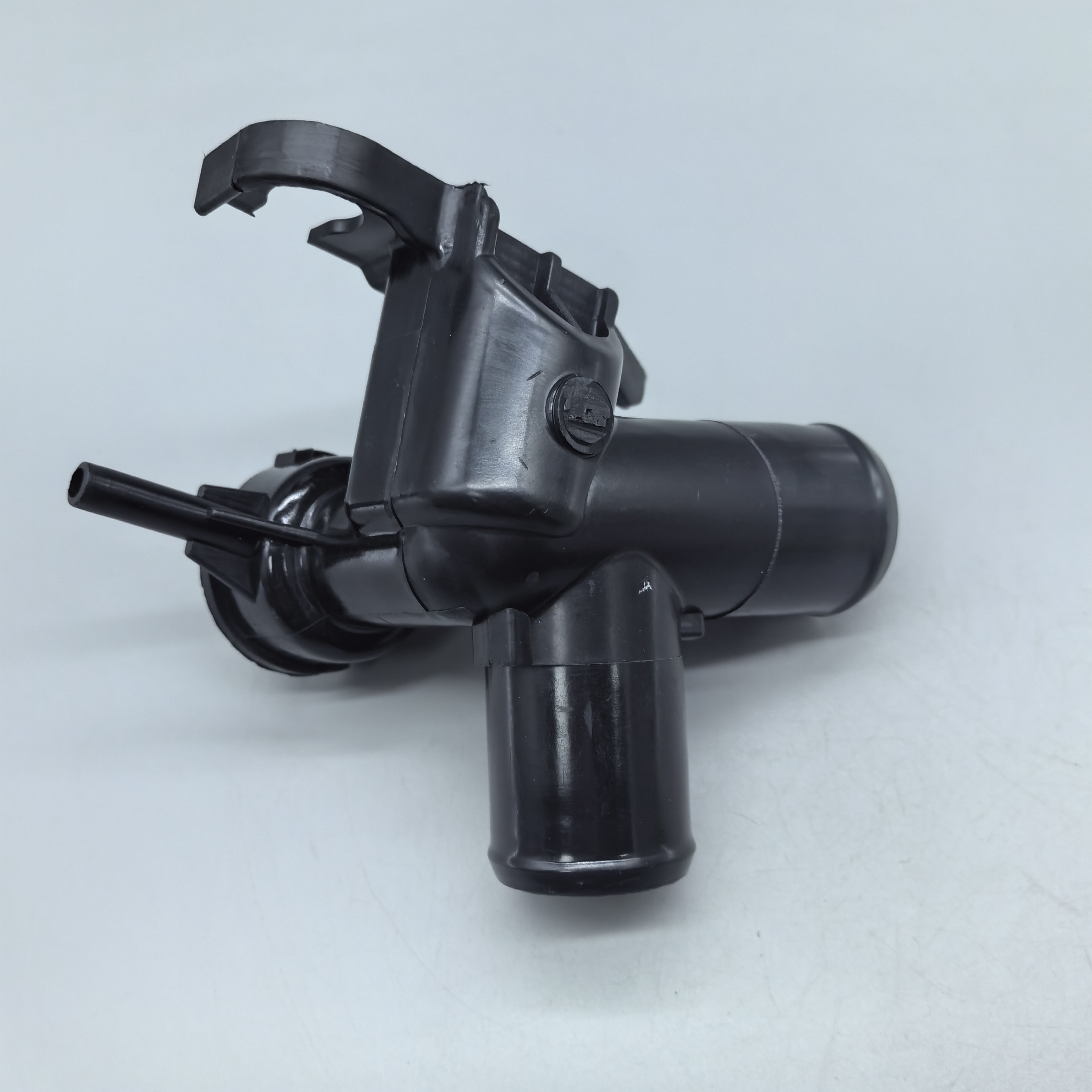 Engine coolant radiator filler neck 25329-3X600 is suitable for various modern and other vehicle models