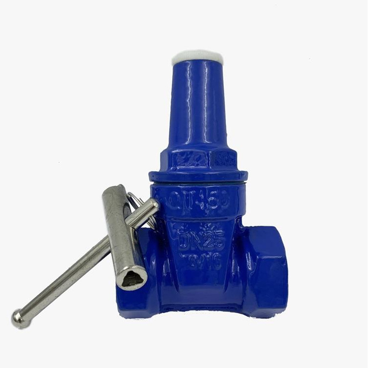 New ductile iron soft sealing threaded internal triangular locking gate valve for water meters