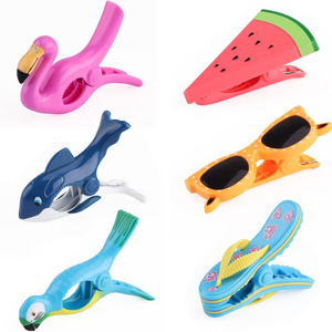 Good selling products summer plastic beach towel clip flamingo animal bath towel clip