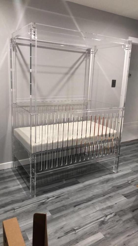 Customized Luxury Clear Acrylic Crib without Ceiling Baby bed Crib