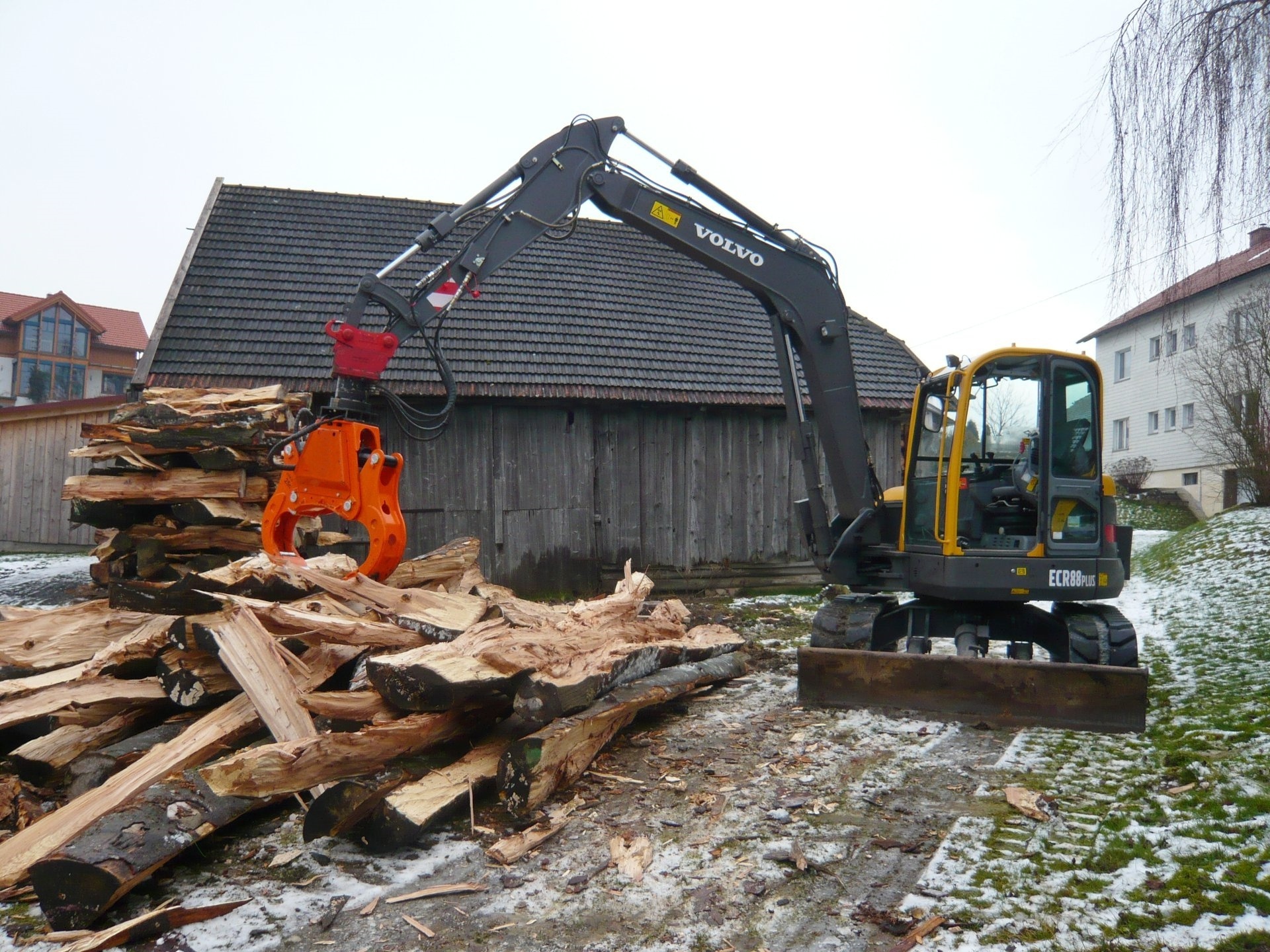 20 Tons Hydraulic Wood Splitting Machine Excavator Mounted Log Cracker