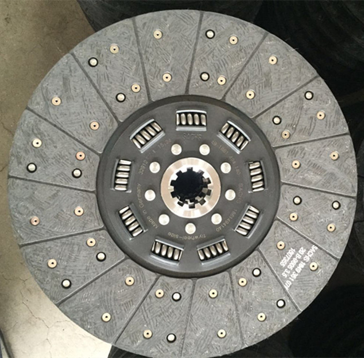 Sinotruck clutch disc and spare parts clutch disc cover 1878001152 with rock bottom price