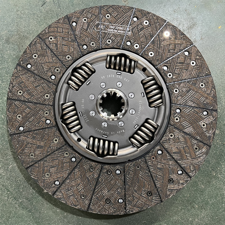 Truck spare parts Non Asbestos Clutch Disc Friction Material Clutch Disc Plate