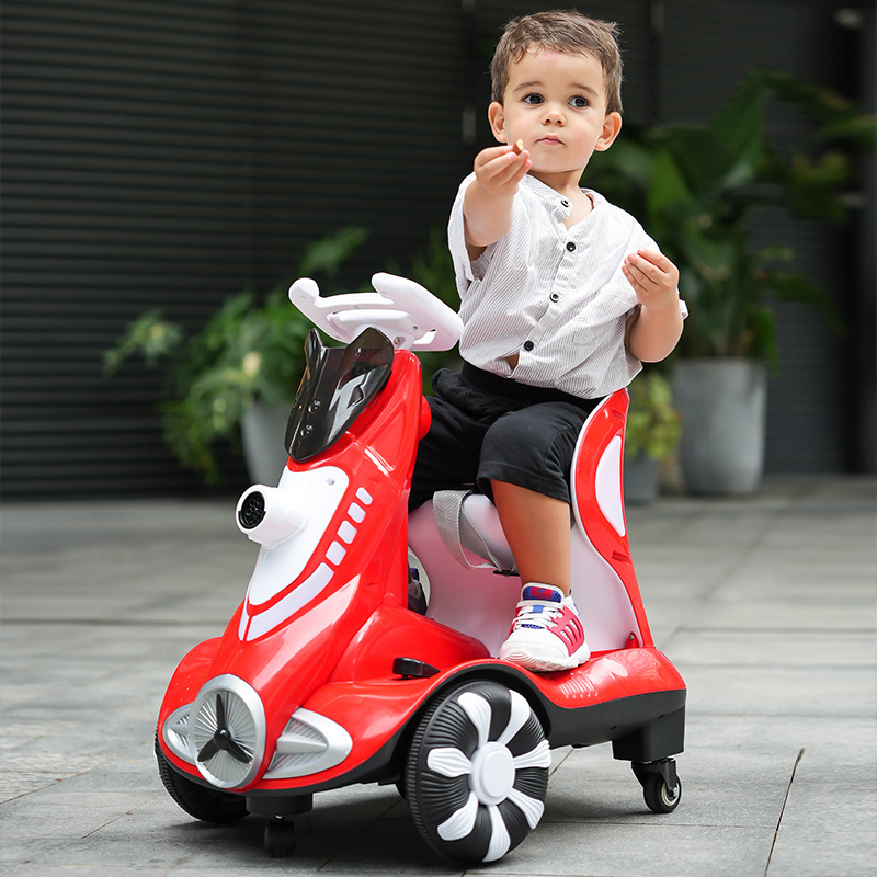 new model ride on adult car with Bubble machine\/ Best price 4 seater kids electric car with Bubble machine toys ride on car wit